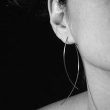 Load image into Gallery viewer, Fish Shaped Stud Simplicity Earrings Copper Wire Hand Made Earring for Women stud Earrings Female 2017 Geometric NEW e019